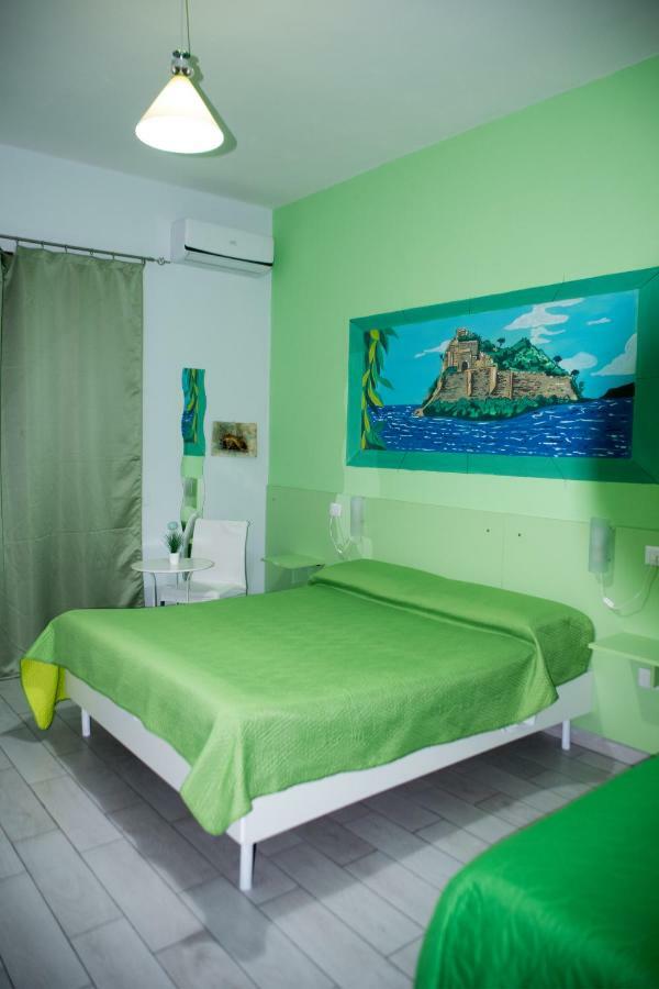 B&B Le Isole Napels Buitenkant foto